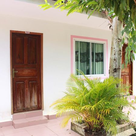Manita Anna Guesthouse Jullyanna Before Σίχανουκβιλ Εξωτερικό φωτογραφία