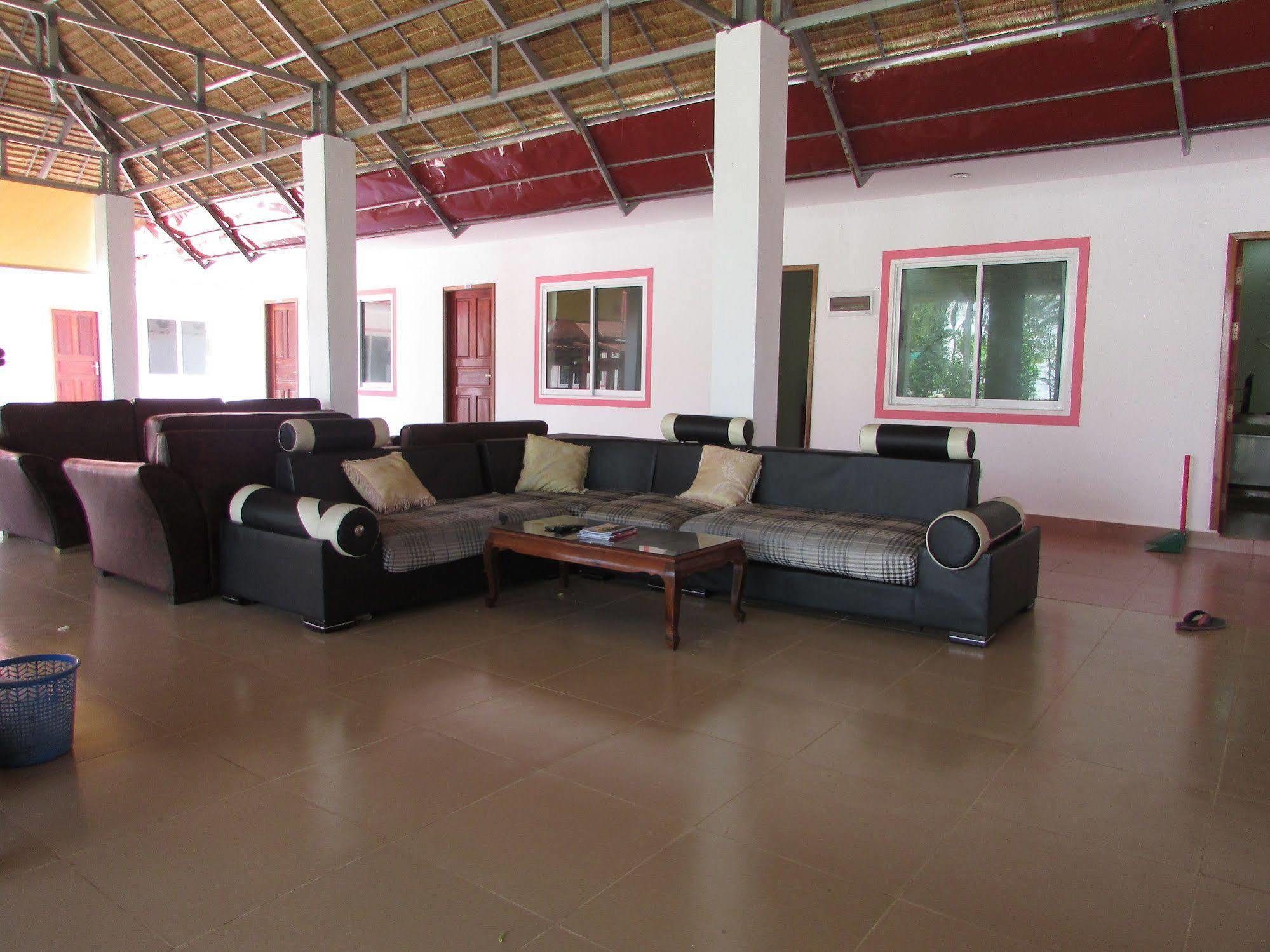 Manita Anna Guesthouse Jullyanna Before Σίχανουκβιλ Εξωτερικό φωτογραφία